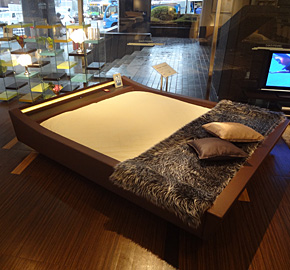 ウォーターワールド ドリームベッド　東京（渋谷）ショールーム　モーニングフラワー